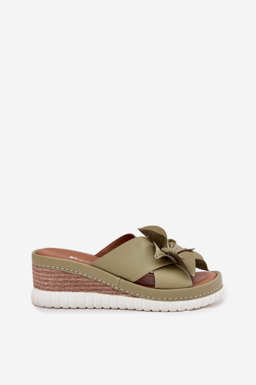 Leather Women's Wedge Sandals With Decorative Flower Artiker 52C0503 Green