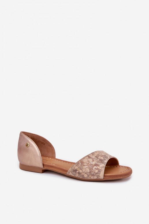 Ladies Leather Sandals On Flat Heel Maciejka 06947-25 Golden Ladies Leather Sandals On Flat Heel Maciejka 06947-25 Golden