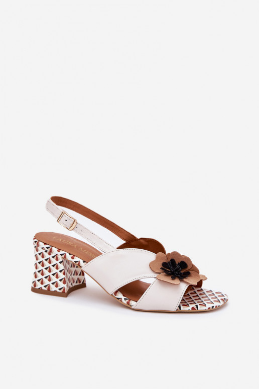 Leather Women's Sandals On Heel With Flowers Laura Messi 2950 White Leather Women's Sandals On Heel With Flowers Laura Messi 2950 White