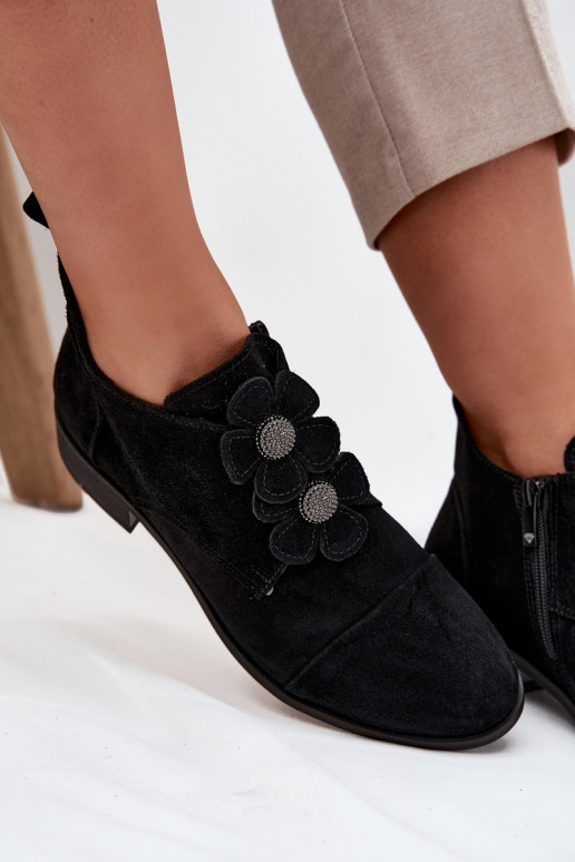 Zamszowe Półbuty DamskiewithOzdobnymi Kwiatkami Zazoo 3080 Czarne