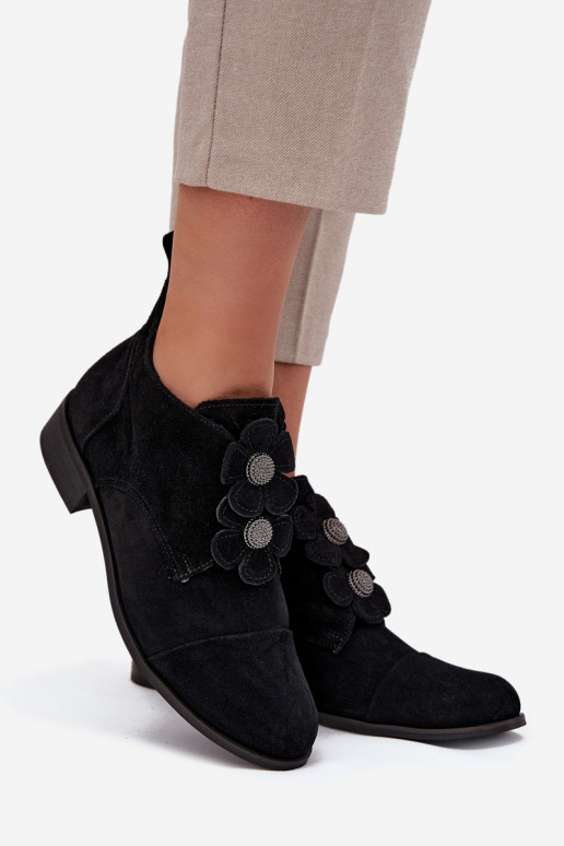 Zamszowe Półbuty DamskiewithOzdobnymi Kwiatkami Zazoo 3080 Czarne