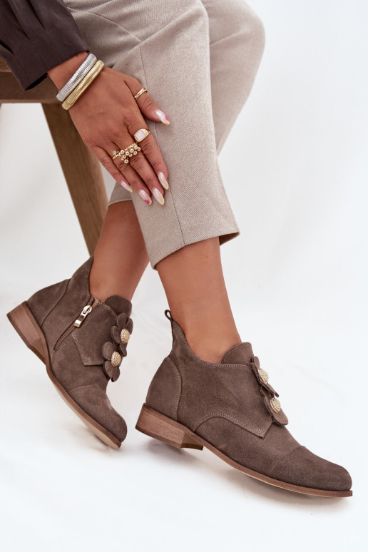 Zamszowe Półbuty DamskiewithOzdobnymi Kwiatkami Zazoo 3080 Ciemnobeżowe