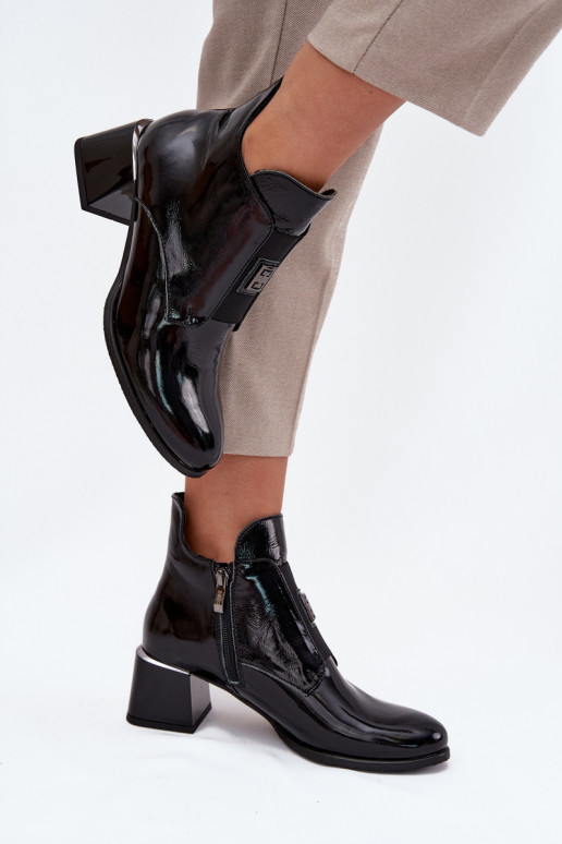 Leather Lacquered Block Heel Boots with Decorative Detail Insulated Zazoo 60560 Black Leather Lacquered Block Heel Boots with Decorative Detail Insulated Zazoo 60560 Black