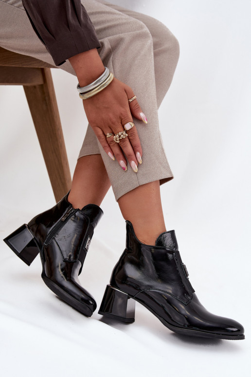 Leather Lacquered Block Heel Boots with Decorative Detail Insulated Zazoo 60560 Black Leather Lacquered Block Heel Boots with Decorative Detail Insulated Zazoo 60560 Black
