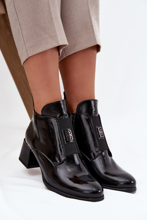 Leather Lacquered Block Heel Boots with Decorative Detail Insulated Zazoo 60560 Black Leather Lacquered Block Heel Boots with Decorative Detail Insulated Zazoo 60560 Black