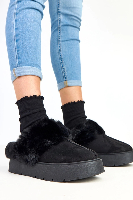 Czarne krótkie śniegowce ocieplane... Czarne krótkie śniegowce ocieplane...