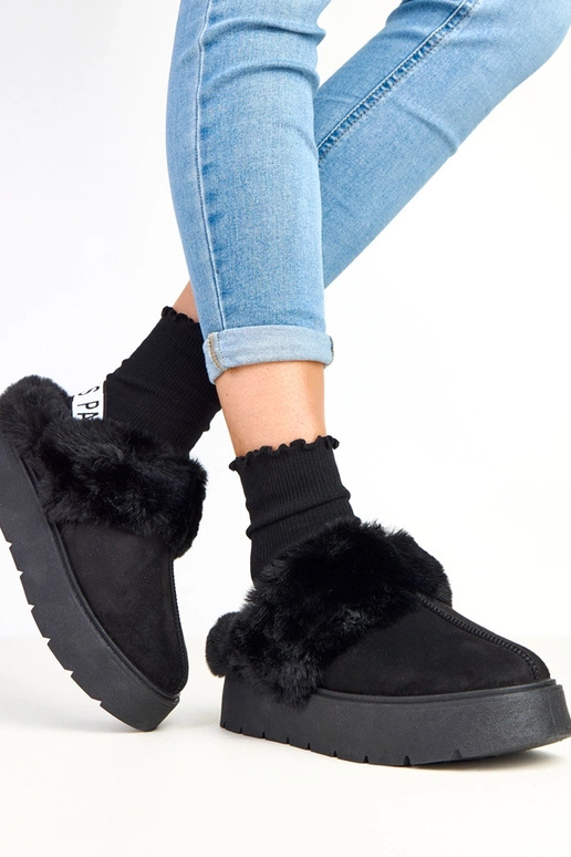 Czarne krótkie śniegowce ocieplane... Czarne krótkie śniegowce ocieplane...