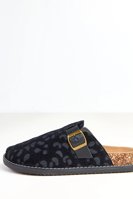 Czarne kapcie damskie na korkowej...