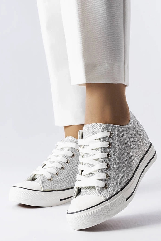 Srebrne brokatowe trampki na koturnie... Srebrne brokatowe trampki na koturnie...