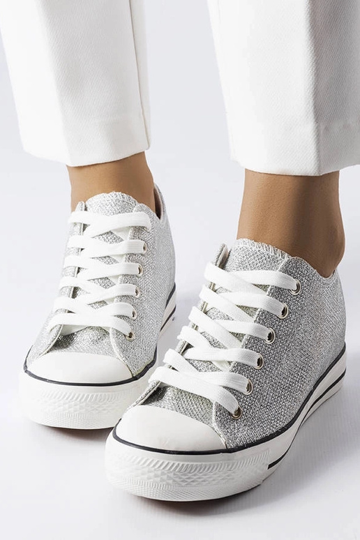 Srebrne brokatowe trampki na koturnie... Srebrne brokatowe trampki na koturnie...