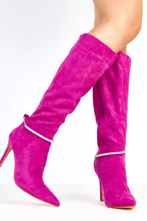 Fioletowe kozaki zamszowe na szpilce... Fioletowe kozaki zamszowe na szpilce...