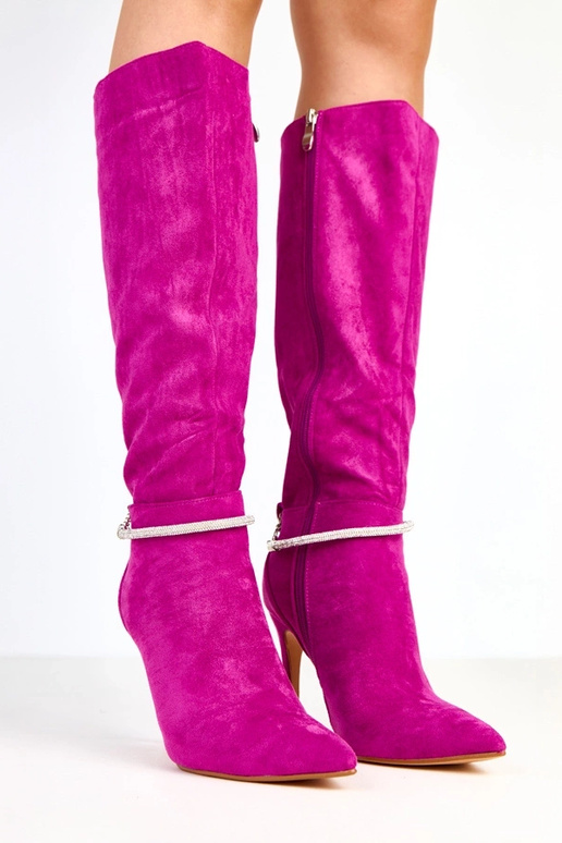 Fioletowe kozaki zamszowe na szpilce... Fioletowe kozaki zamszowe na szpilce...
