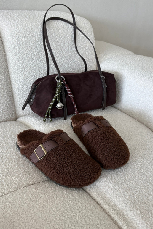 Women's slippers with fleece type lamb Brown Lorivine Women's slippers with fleece type lamb Brown Lorivine