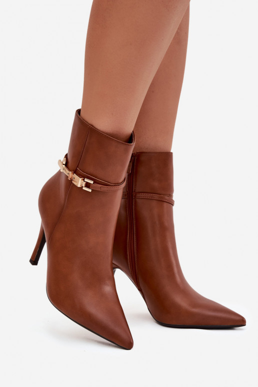 Women's heeled ankle boots with strap and gold element insulated Camel Bellisse