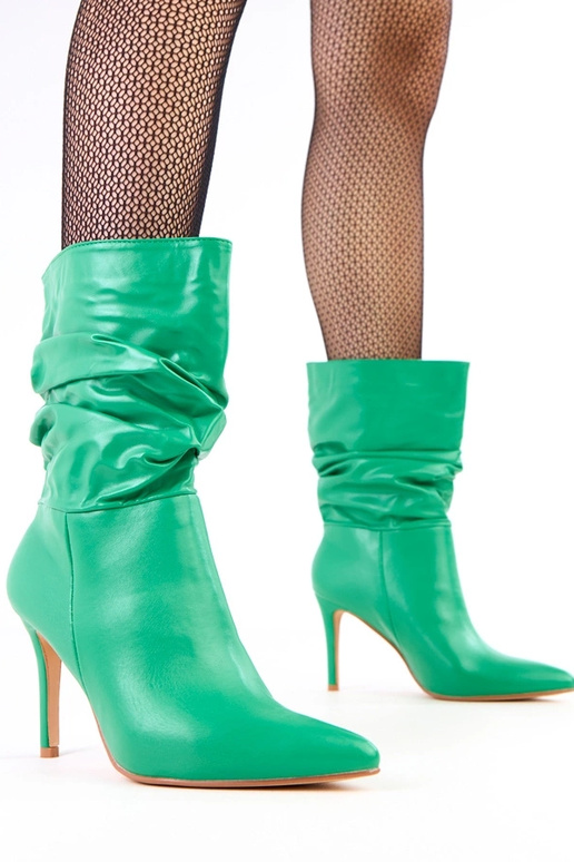 Zielone botki na szpilce z marszczoną...