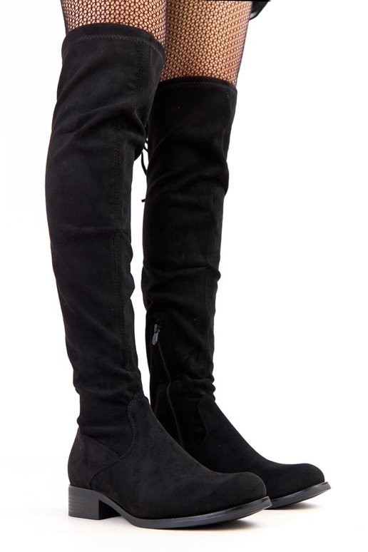 Czarne długie kozaki na płaskiej...