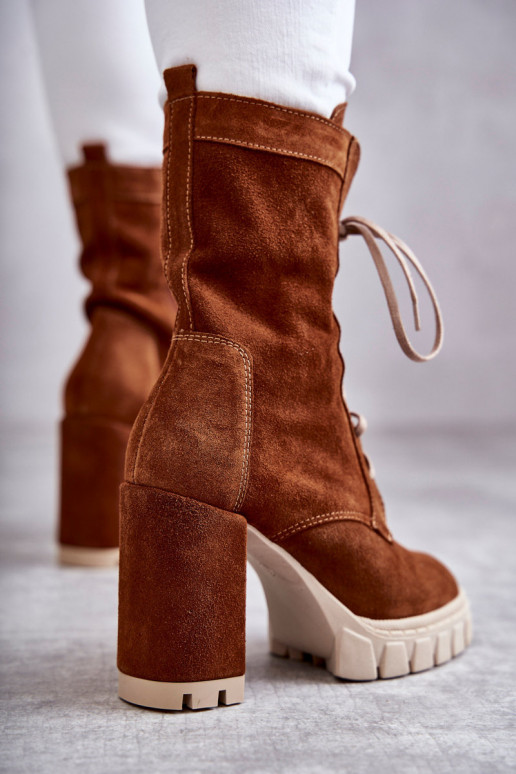 Women's Suede Boots On The Platform Brown Edna