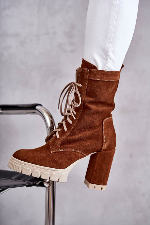 Women's Suede Boots On The Platform Brown Edna