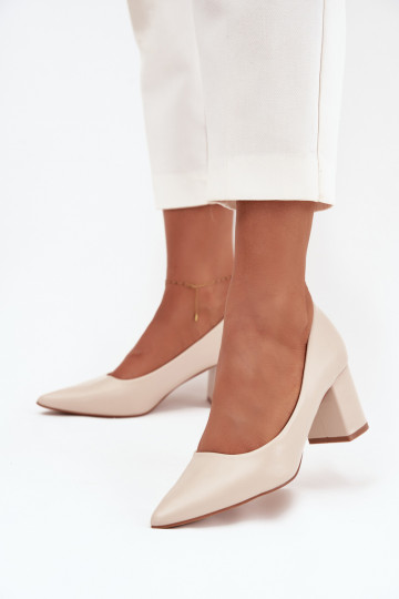 Wedge heel shoes with pointed toes light beige Ryvessa 2