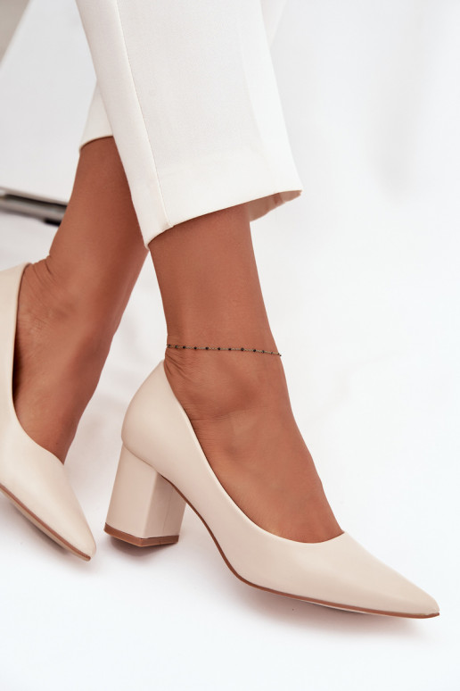 Wedge heel shoes with pointed toes light beige Ryvessa