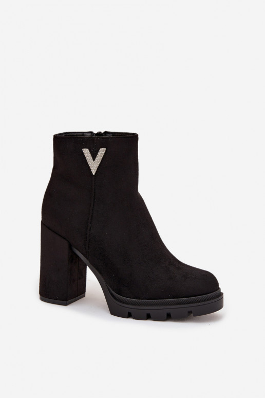 Women's insulated ankle boots with heel and decorative detail black Briella Women's insulated ankle boots with heel and decorative detail black Briella