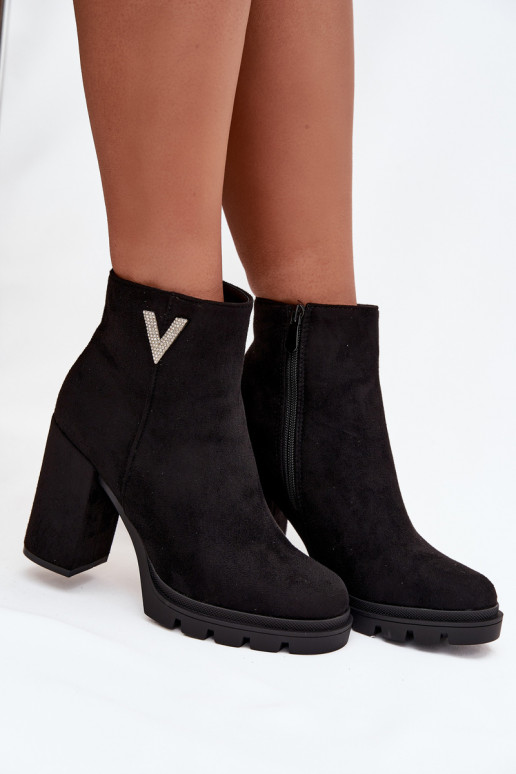 Women's insulated ankle boots with heel and decorative detail black Briella Women's insulated ankle boots with heel and decorative detail black Briella