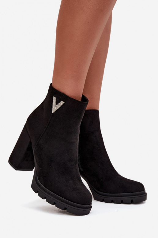 Women's insulated ankle boots with heel and decorative detail black Briella Women's insulated ankle boots with heel and decorative detail black Briella