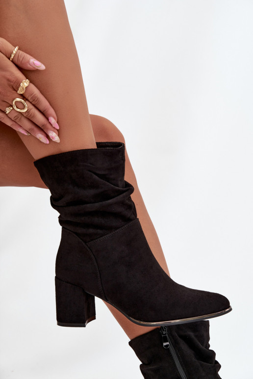 Women's ankle boots with gathering on wooden heel Ivressa