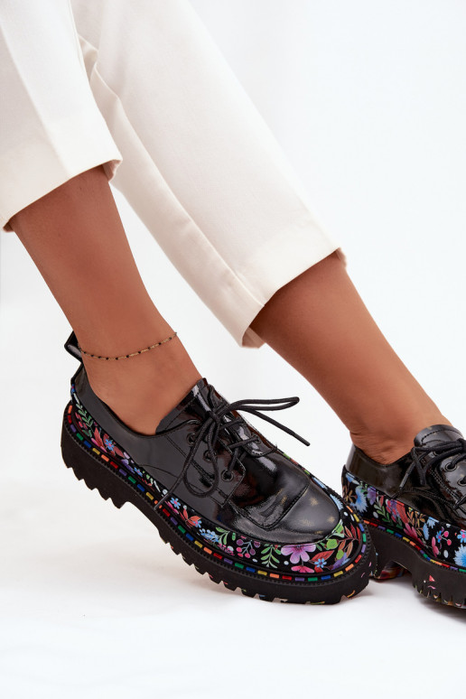 Lakierowane PółbutywithNaturalnej Skóry Ze Wzorem Artiker 57C0174 Czarne