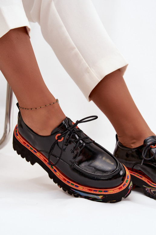 Skórzane Półbuty Damskie Lakierowane Artiker 57C0176 Czarne