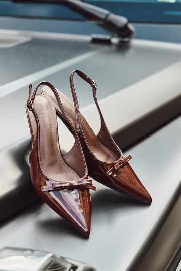 Patent leather pumps with heel with bow burgundy Olvena 2