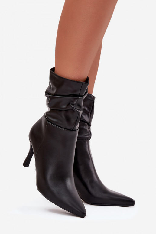 Women's ankle boots with heel with ruched upper zipper black Ulisse Women's ankle boots with heel with ruched upper zipper black Ulisse