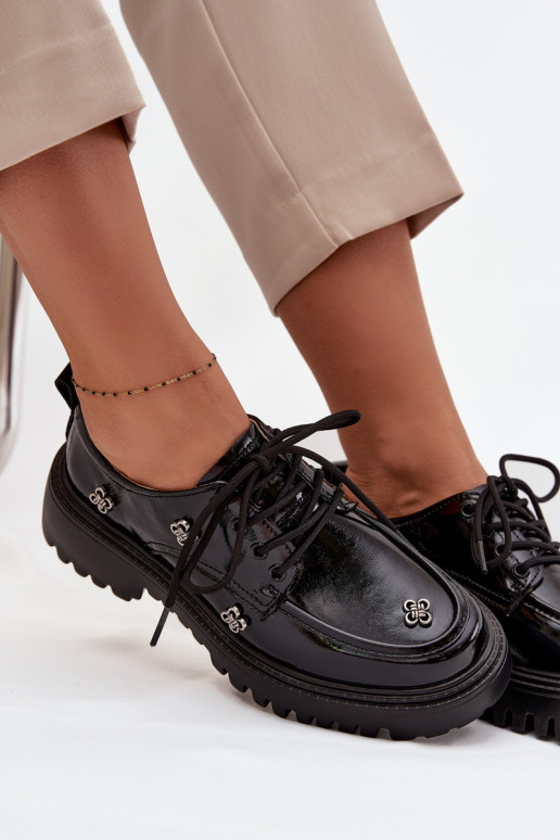 Lakierowane Skórzane Półbuty DamskiewithPrzypinkami Artiker 57C0333 Czarne