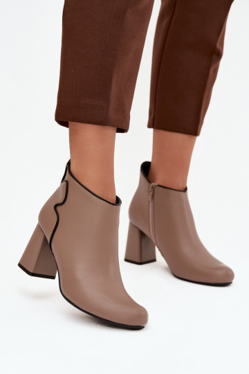 Leather lined ankle boots on heel Beige Ivessara 2