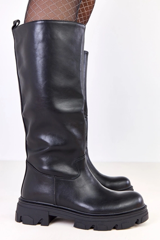 Czarne kozaki wsuwane z ekoskóry Bellani