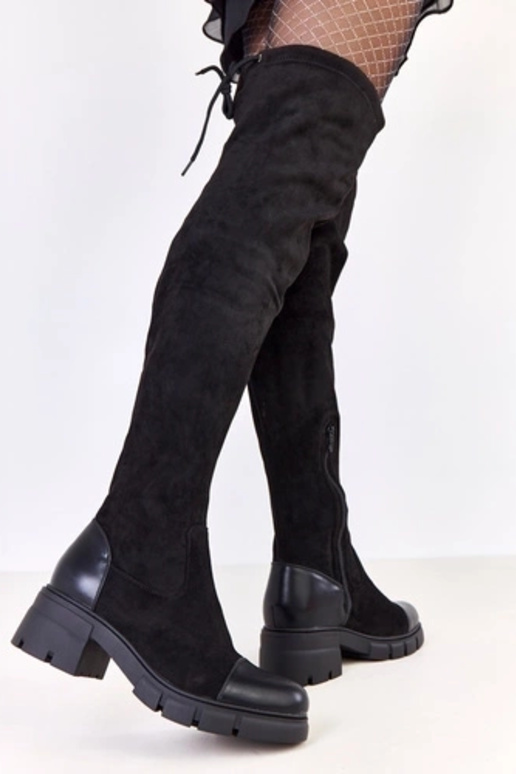 Czarne kozaki ekozamszowe za kolano...