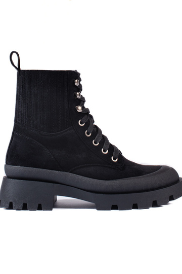 black tied of suede boots 2