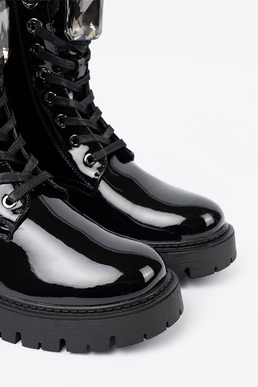 Inith lacquer effect laced Inomens boots black