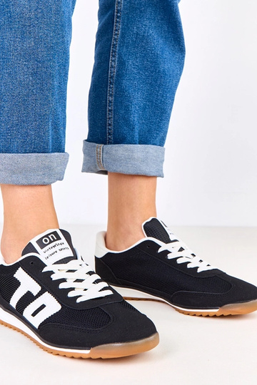 Czarne sneakersy sportowe z białymi elementami Ainslie 2
