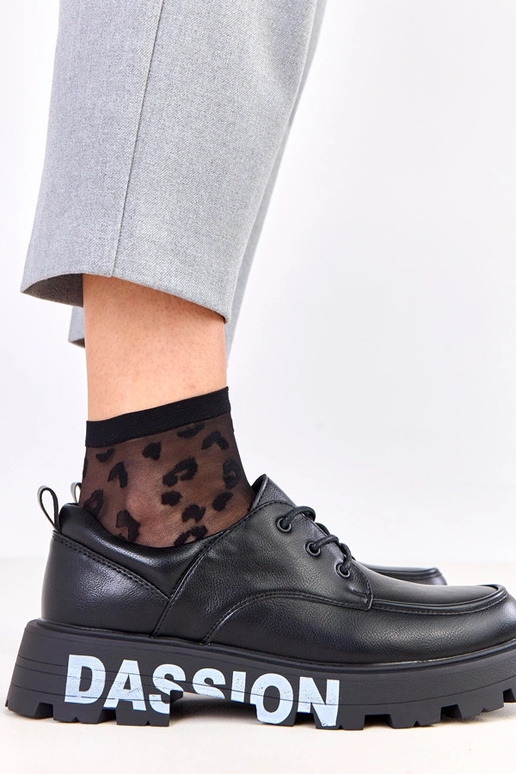 Czarne damskie półbuty z nadrukiem na...