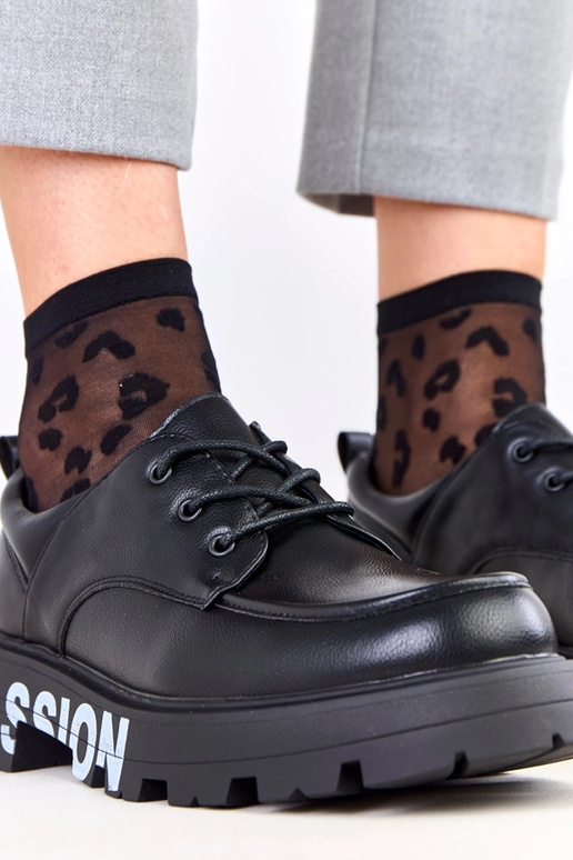 Czarne damskie półbuty z nadrukiem na...