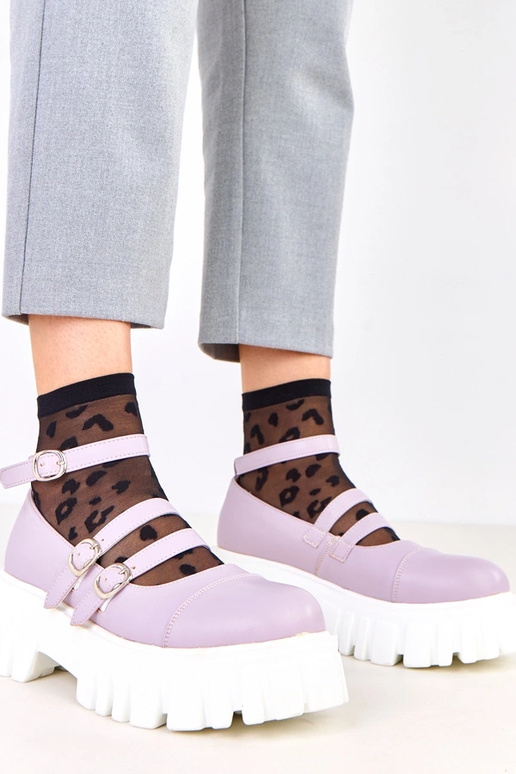 Fioletowe półbuty na traktorowej...