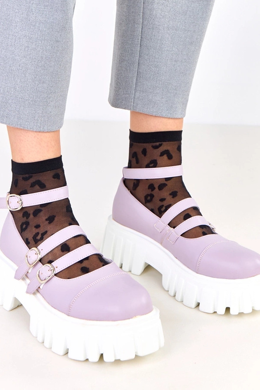 Fioletowe półbuty na traktorowej...