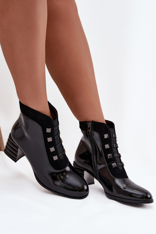 Skórzane Lakierowane Botki Damskie Na Słupku D&A MR52-144 Czarne