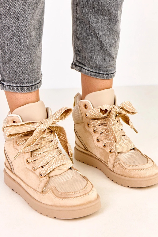 Beżowe sneakersy wysokie z grubymi...