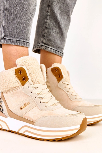 Beżowe sneakersy wysokie...
