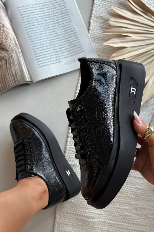 Skórzane Lakierowane Półbuty Damskie Na Platformie Artiker 57C2041 Czarne