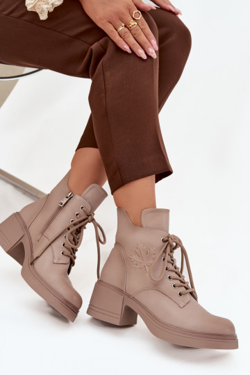 Women's Leather Ankle Boots On Block Heels Heated Vinceza 39950 Beige