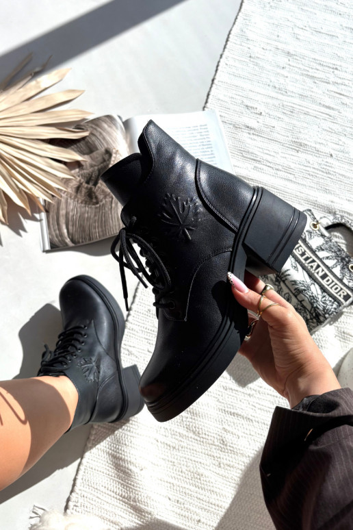 Women's Leather Ankle Boots on Block Heel Lined Vinceza 39950 Black