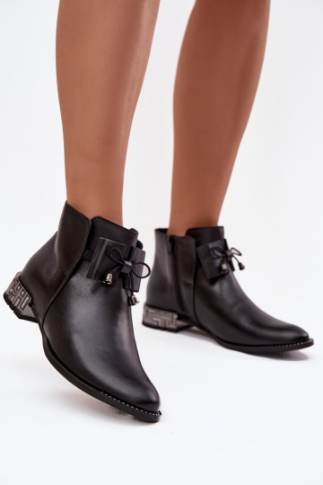 Women's leather ankle boots with low heel Zazoo 1396 Black 2